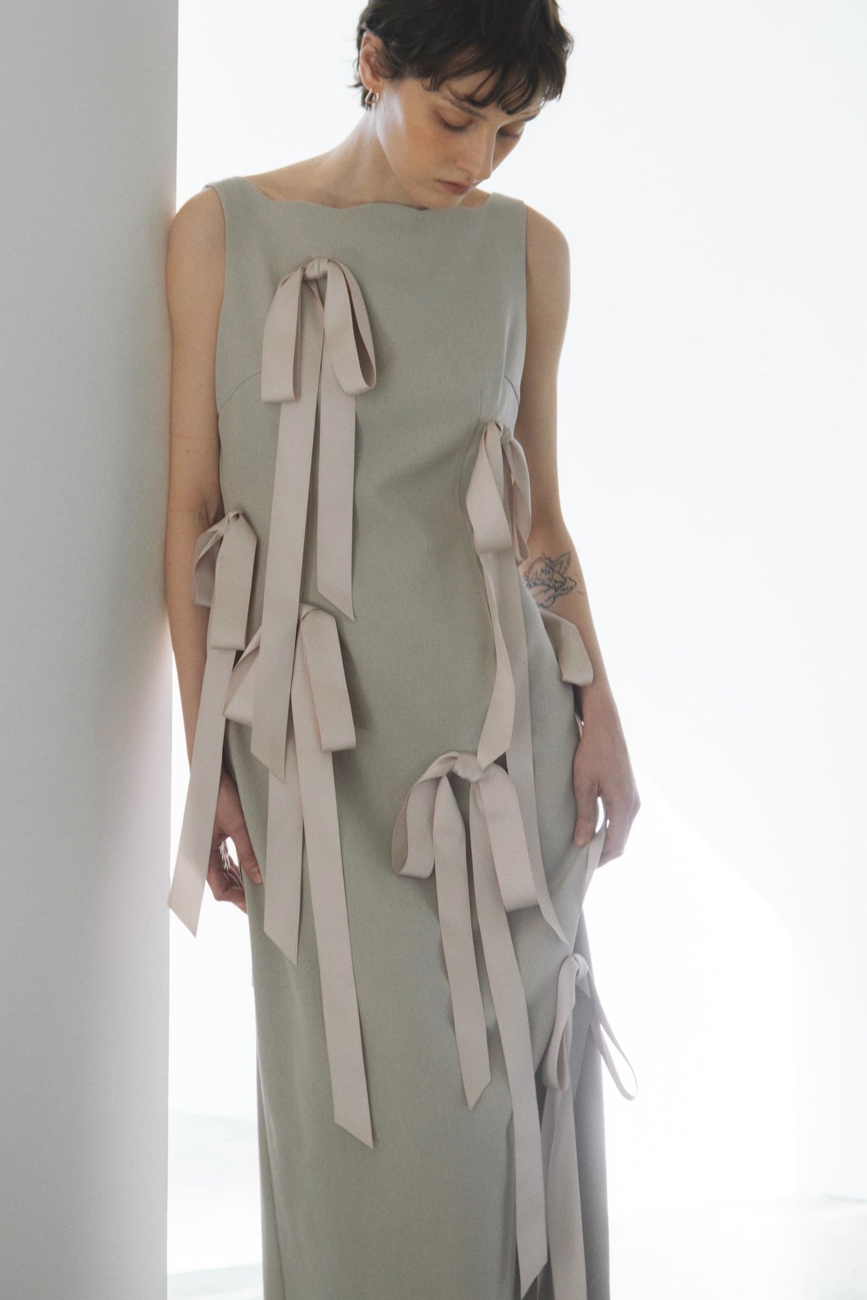 【bovera】LONG RIBBON DRESS サイズ0 RESTOCK 〉Long Ribbon Dress