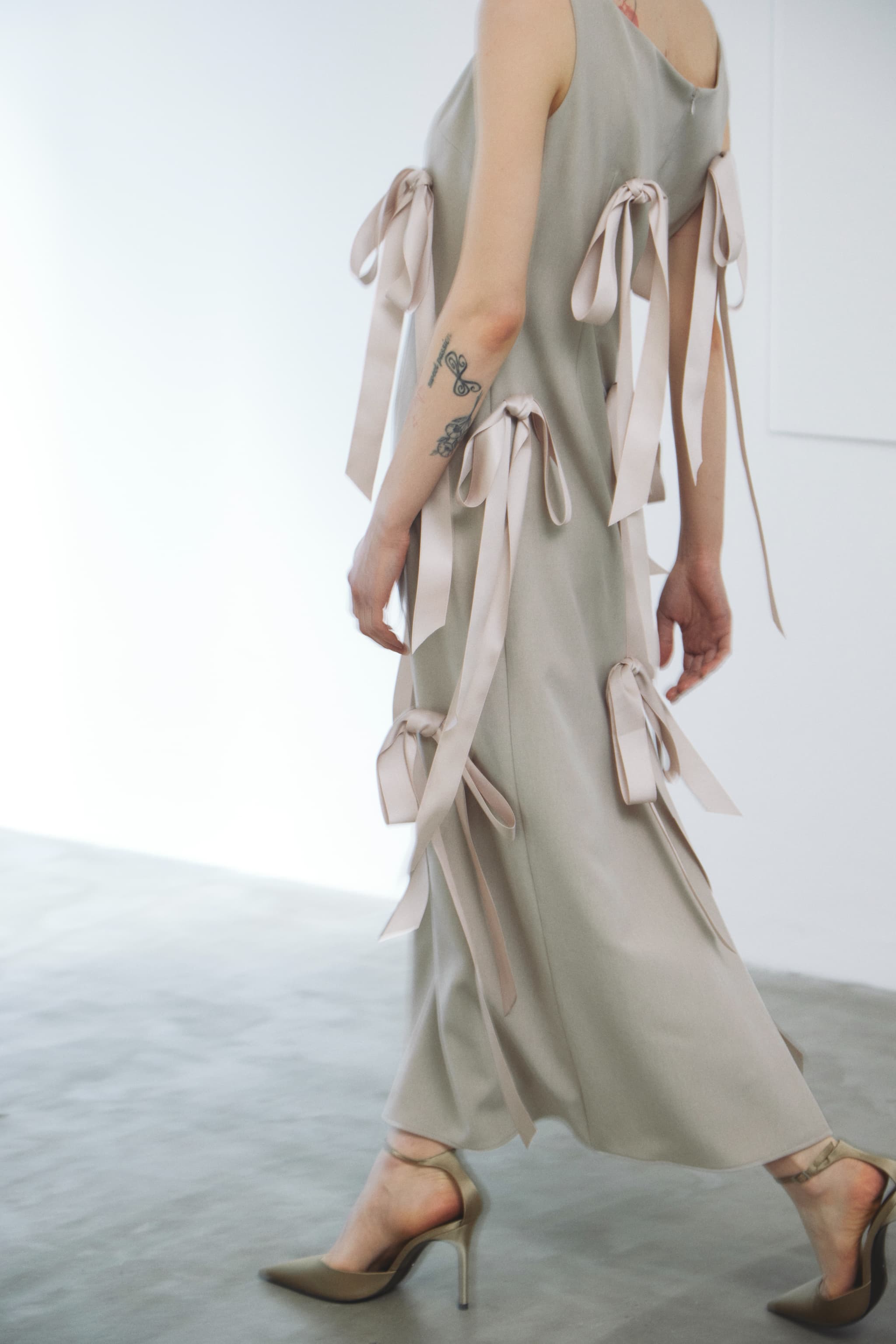 RESTOCK 〉Long Ribbon Dress